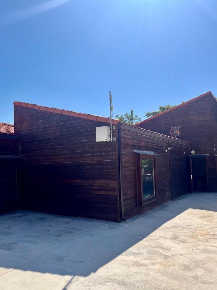 Casa Rural Blesamemucho Situada en BLESA Exterior foto